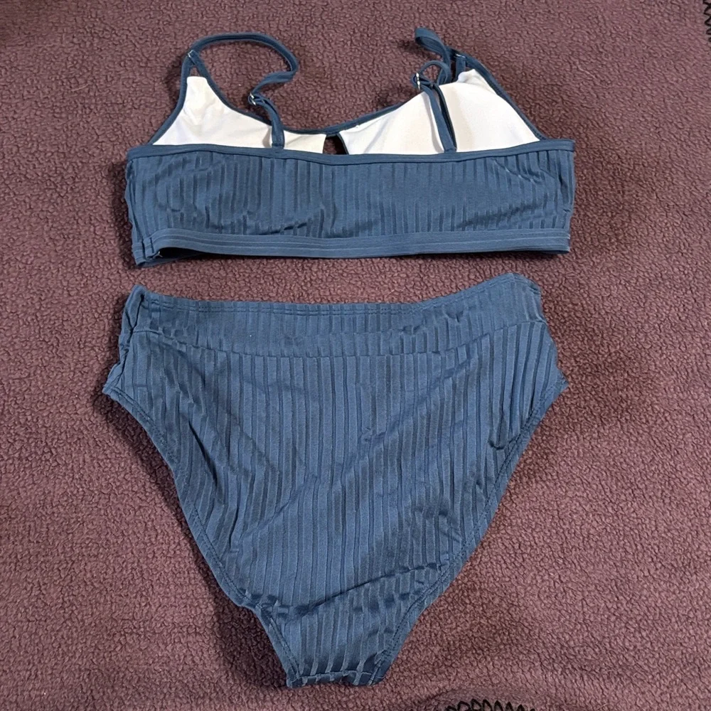 Blue Ribbed Bikini Set - Picture 2 of 4